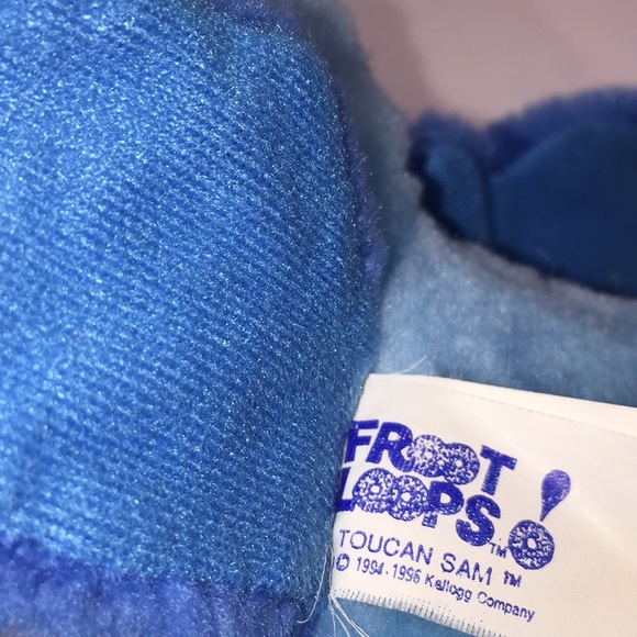 Vintage Kellogg’s Fruit Loops Toucan Sam Plush Stuffed Toy 1990's - Picture 8 of 8